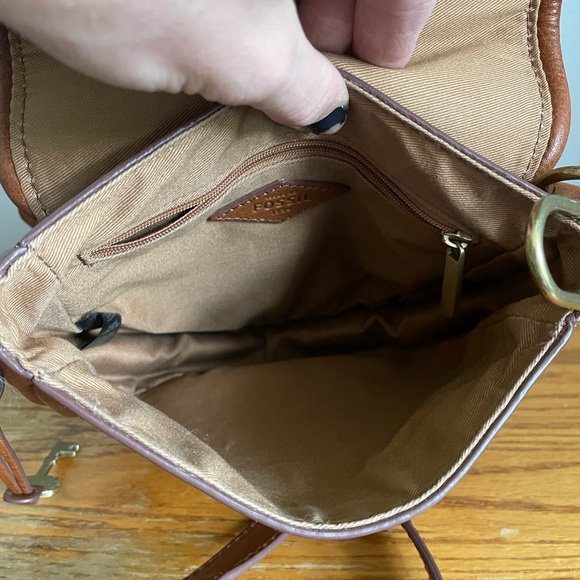 Fossil Rumi Small Leather Crossbody Bag - Picture 4 of 5